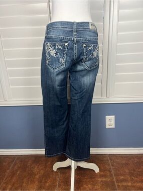 Grace Easy Fit Mid Rise Embroidered Bootcut Jeans Women’s Size 29 Dark Wash